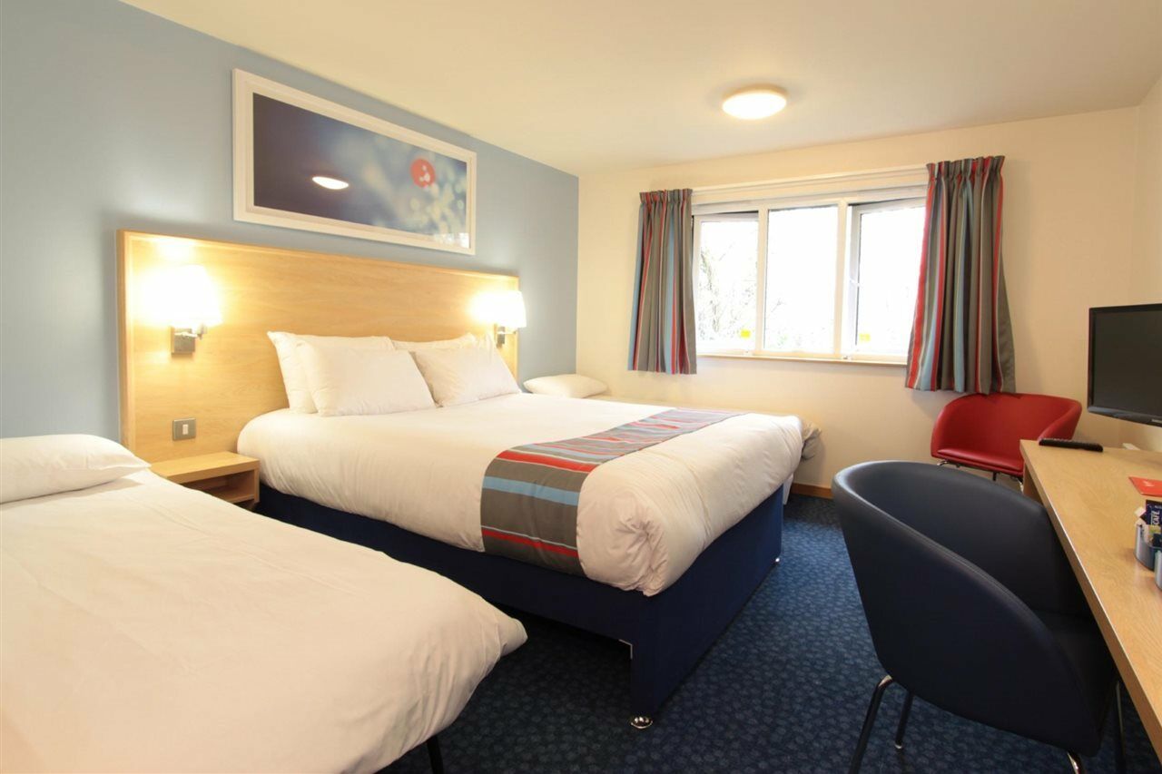 Travelodge Stafford M6 Exterior photo